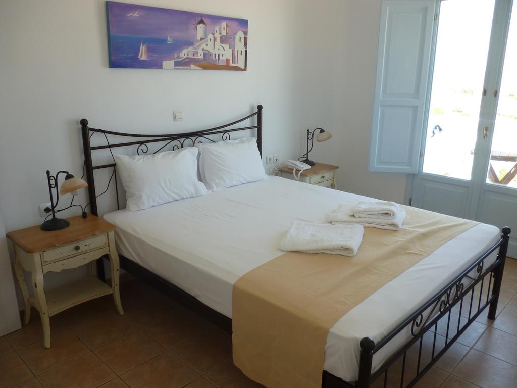 Solaris Hotell Folégandros Rum bild