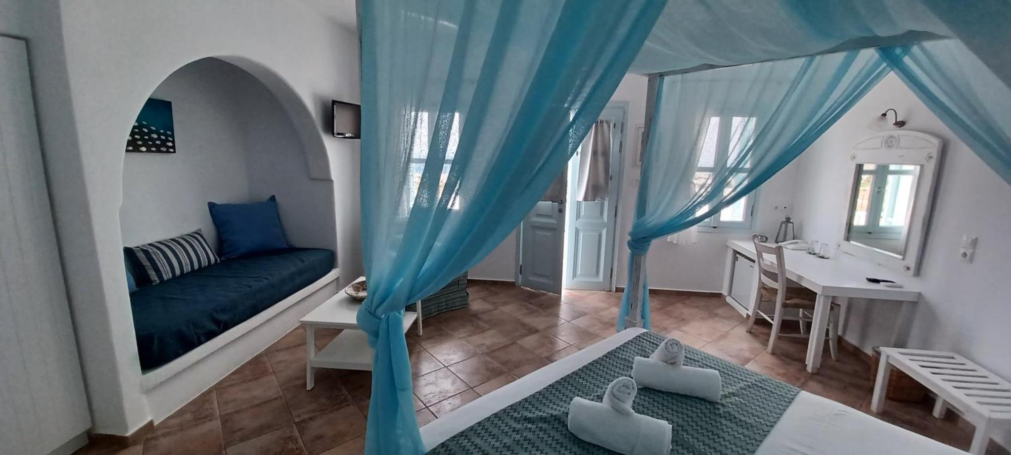 Solaris Hotell Folégandros Exteriör bild