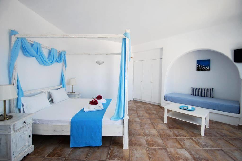 Solaris Hotell Folégandros Exteriör bild
