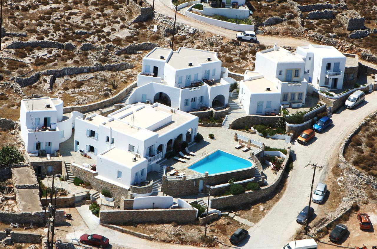 Solaris Hotell Folégandros Exteriör bild