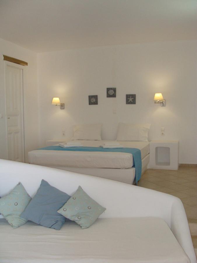 Solaris Hotell Folégandros Exteriör bild