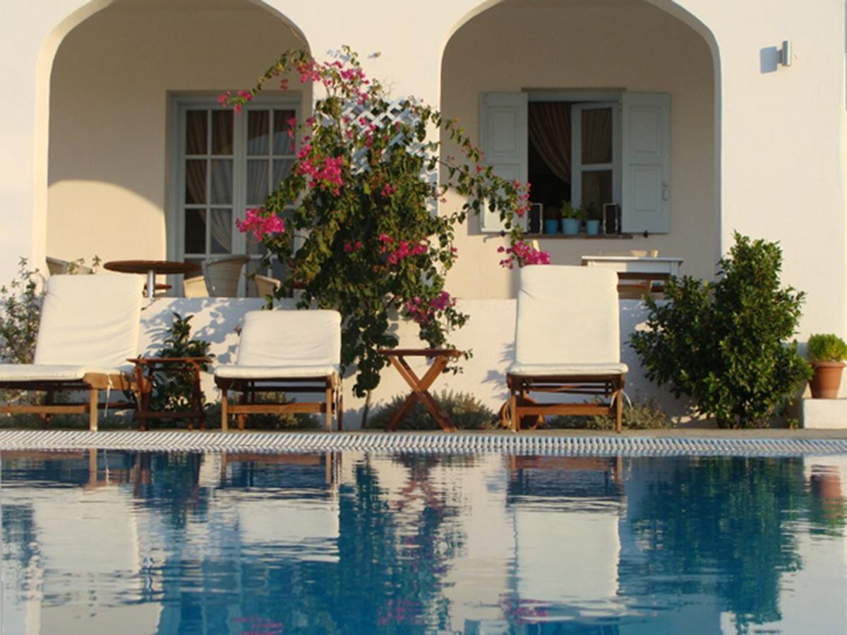 Solaris Hotell Folégandros Exteriör bild