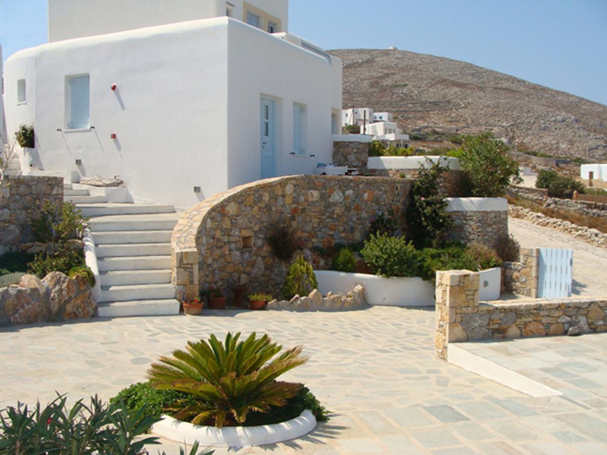 Solaris Hotell Folégandros Exteriör bild