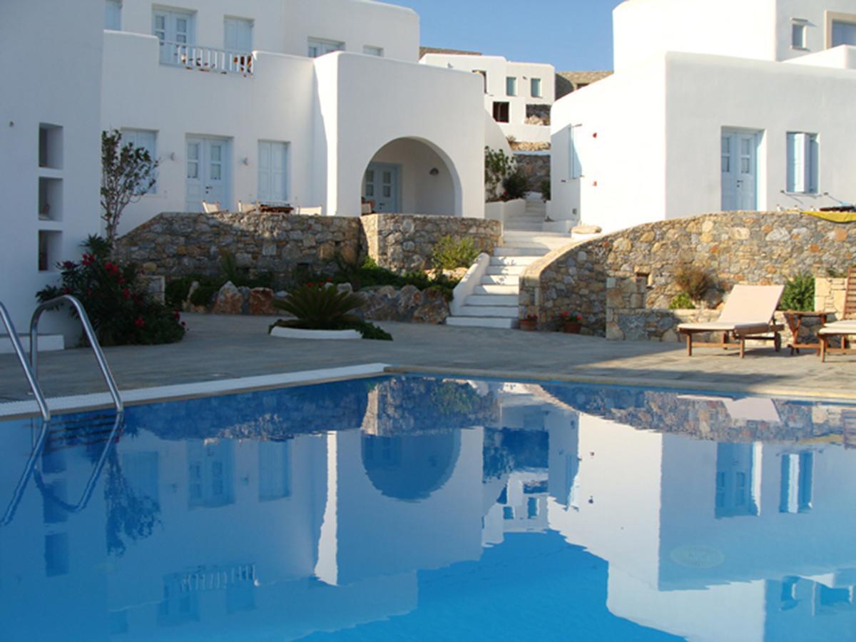 Solaris Hotell Folégandros Exteriör bild