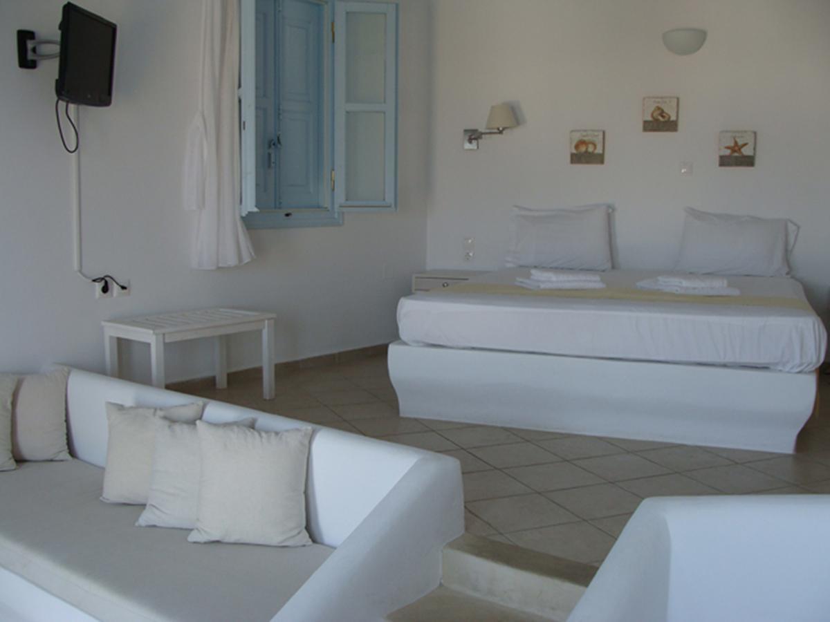 Solaris Hotell Folégandros Exteriör bild